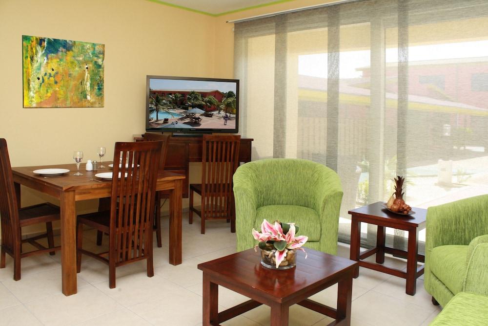 Del Rey Apartments Aruba Екстер'єр фото