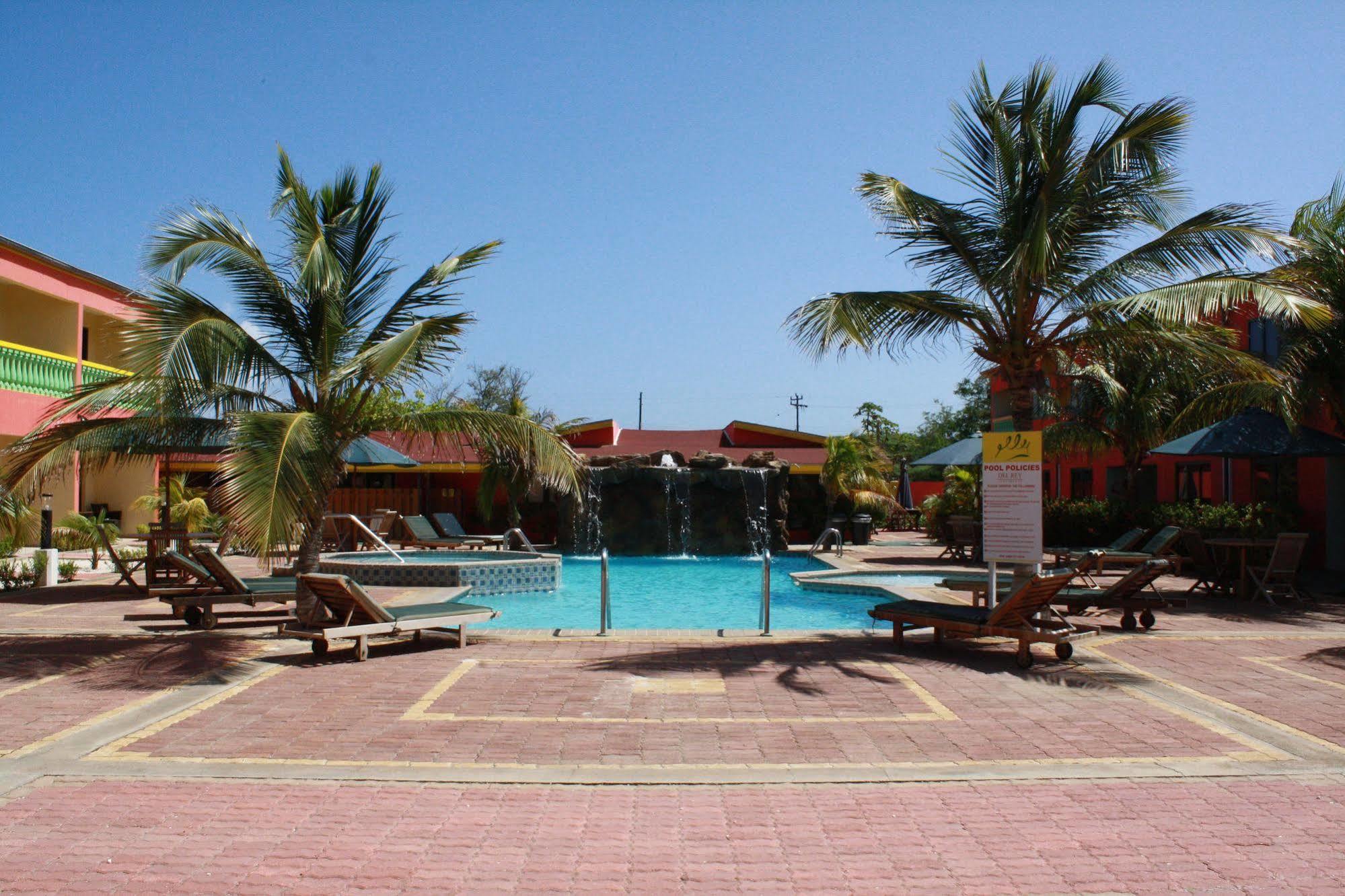 Del Rey Apartments Aruba Екстер'єр фото